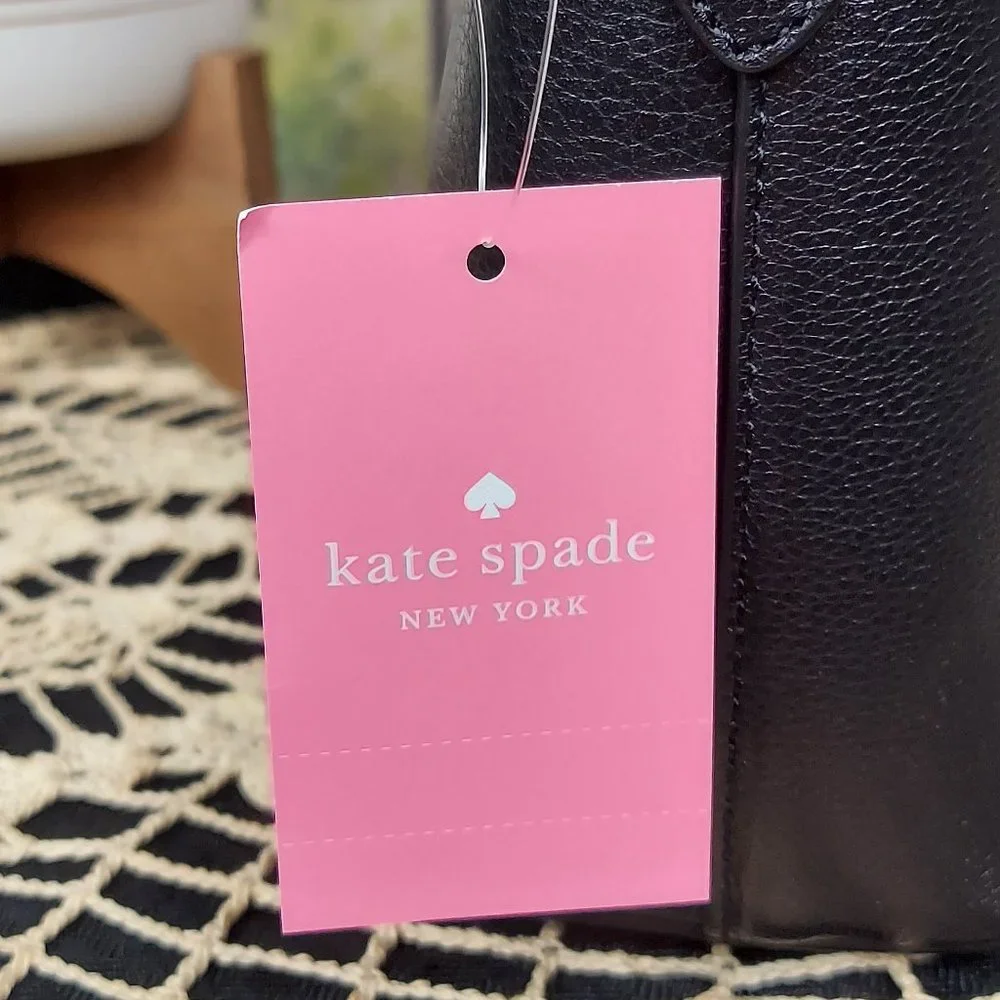 NWT KATE SPADE EMMIE FLAP LEATHER CROSSBODY (K8215 / BLACK)
